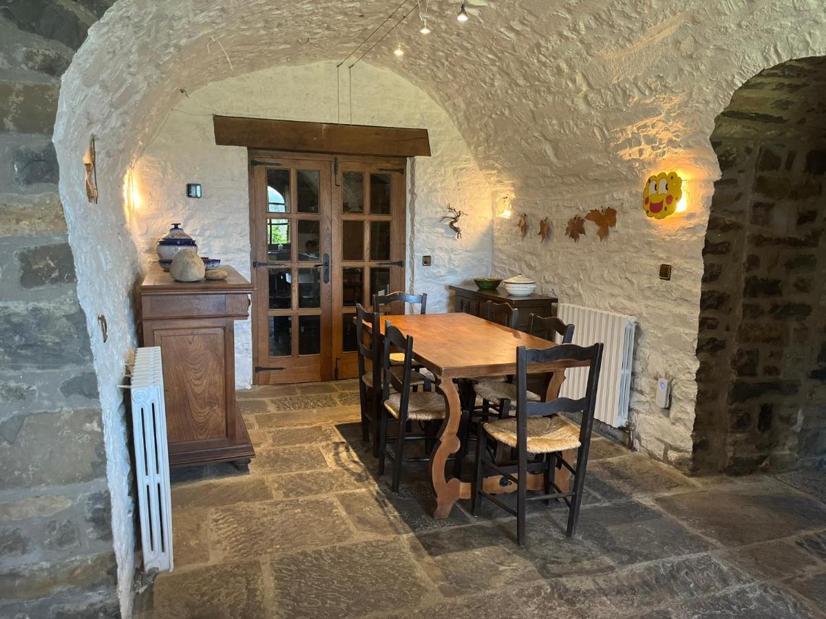 Gasthaus La Abadia Coscojuela de Sobrarbe Exterior foto